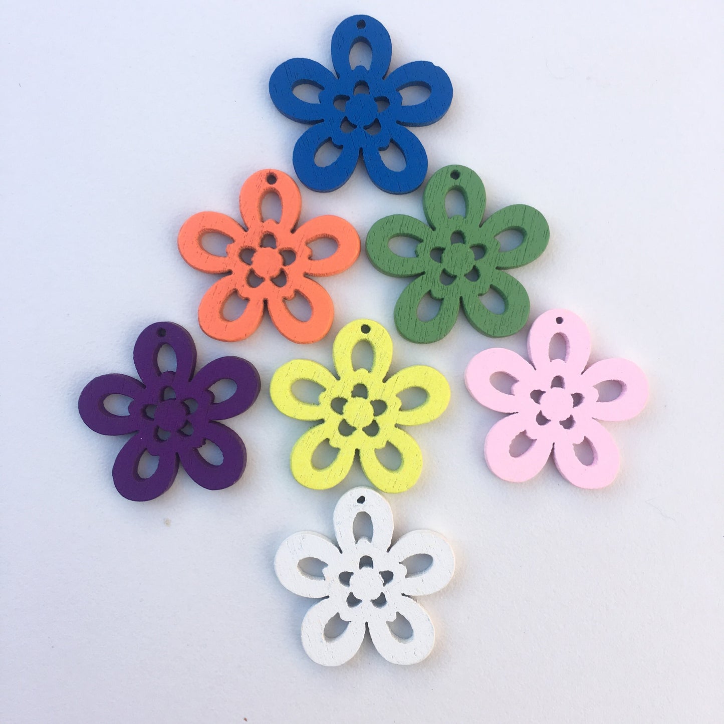 Wooden Floral  Flower Charms Petal Pendant 25mm Mixed Fun Colour Charm Children Craft DIY Jewellery Charms 25pcs