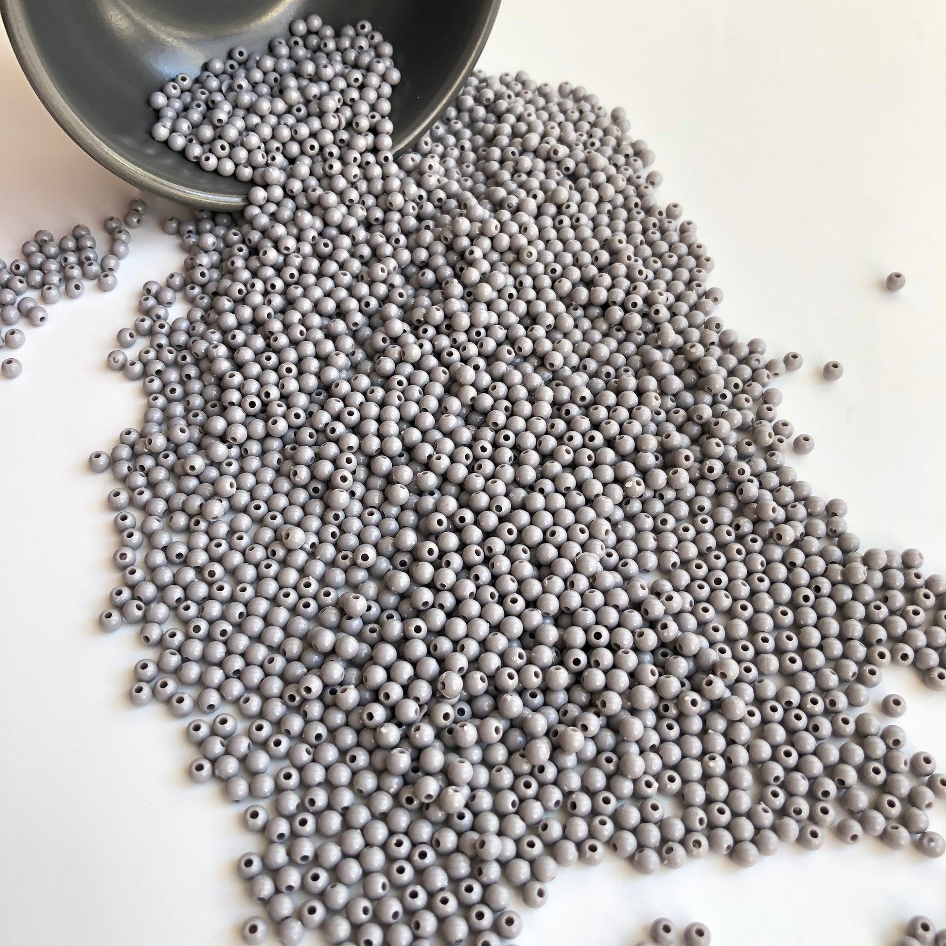 4mm Round Grey Beads 