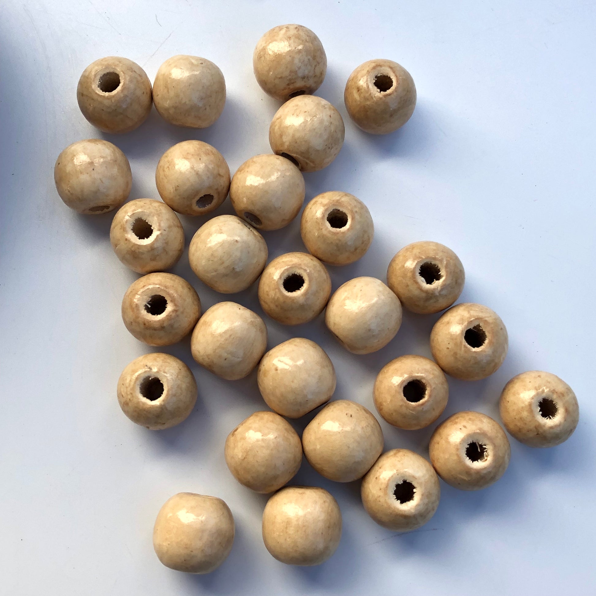 20X Antique Beige Wood Beads