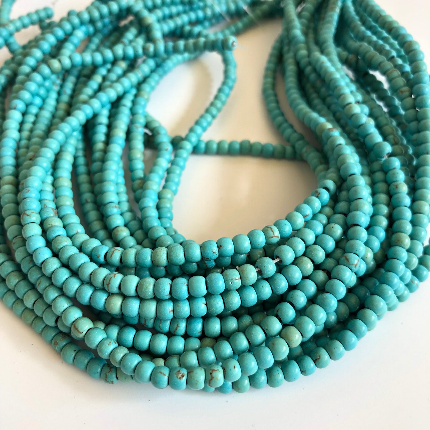 Turquoise Blue Beads Gemstone Beads 4mm Round DIY Jewellery Bead 37cm / 14" Strand Beads102pcs